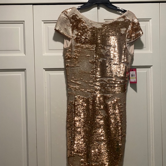 Vince Camuto Gold Sequined Mini Dress, Size 4 - Picture 7 of 10